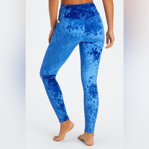 Fabletics 2 Piece Crushed Velour Velvet Twist Bra Leggings Set Blue Large - Picture 14 of 15